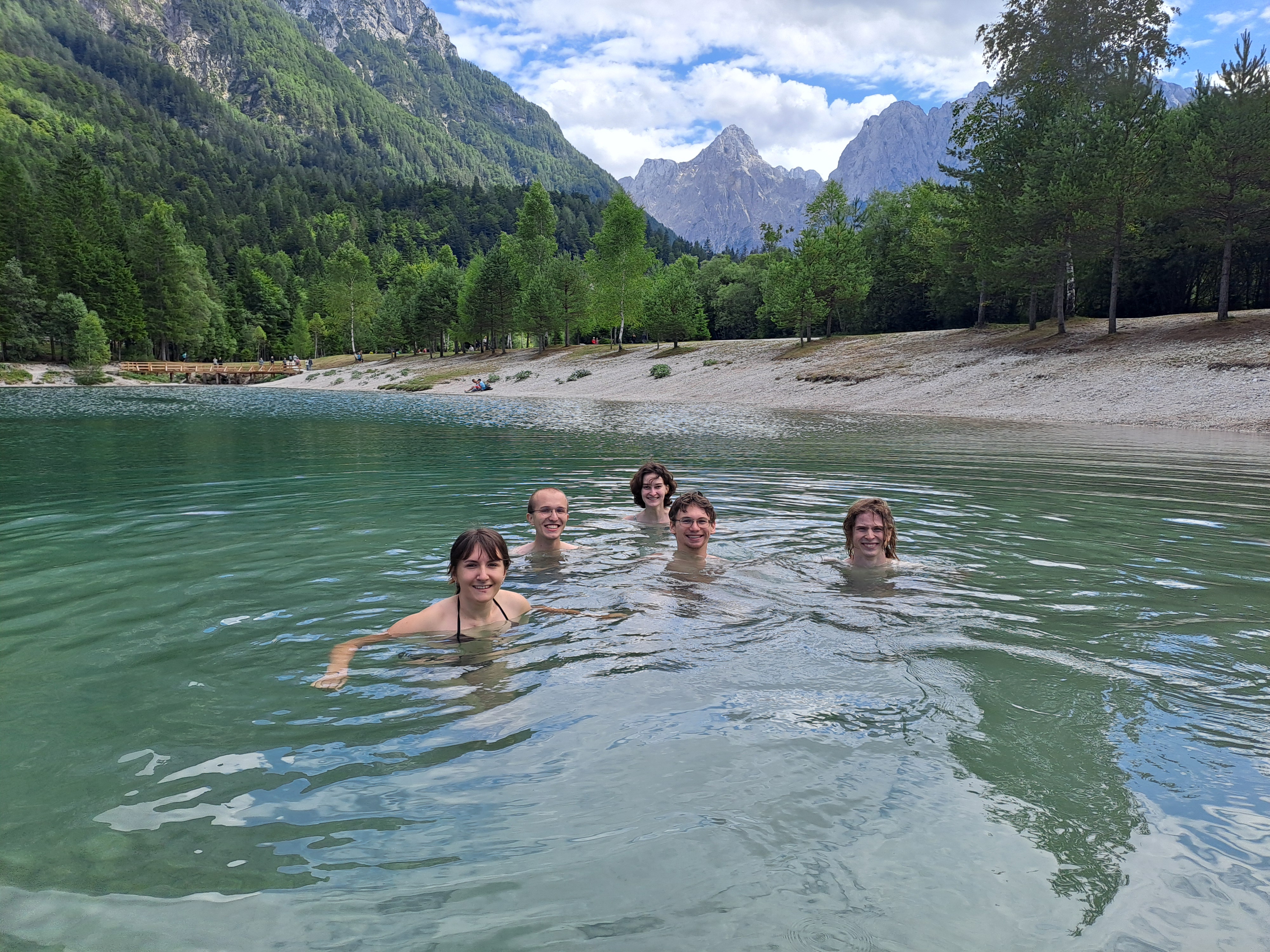 jezero jasna